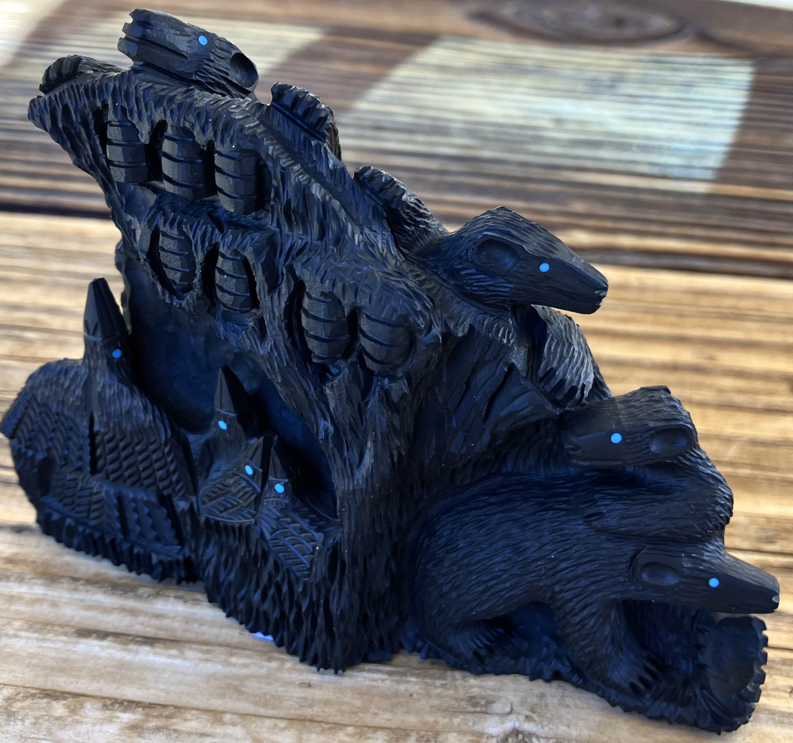 Vernon Lunasee | Zuni Bear Fetish | Penfield Gallery of Indian Arts | Albuquerque, New Mexico